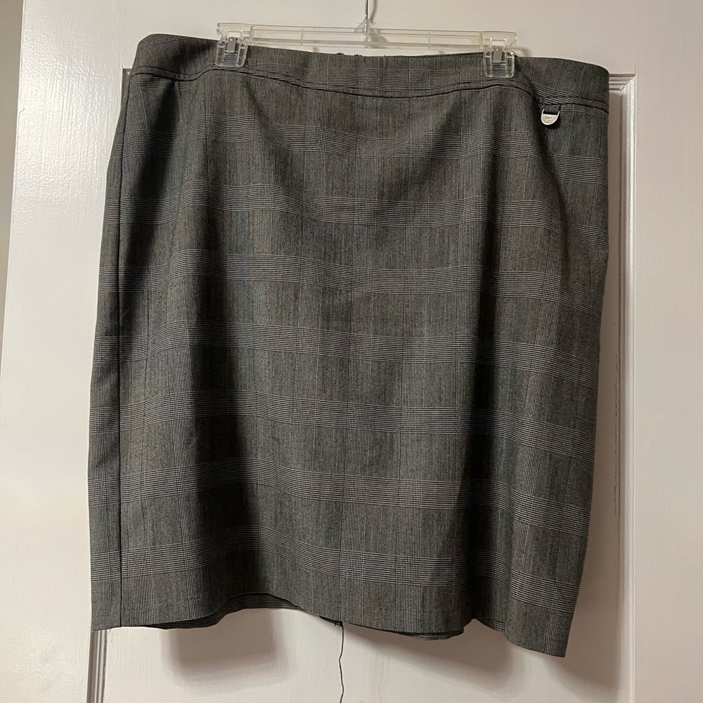 New York & Company Gray Plaid Pencil Skirt
